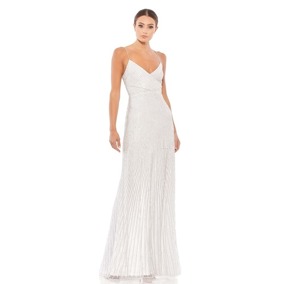 MAC DUGGAL 10817 NWOT White Sequin Spaghetti Strap Gown - Picture 1 of 6